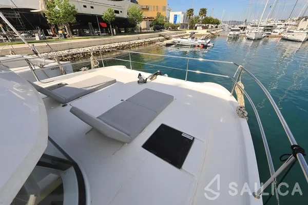 MY 37 - Yacht Charter Sailica