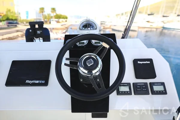 MY 37 - Yacht Charter Sailica