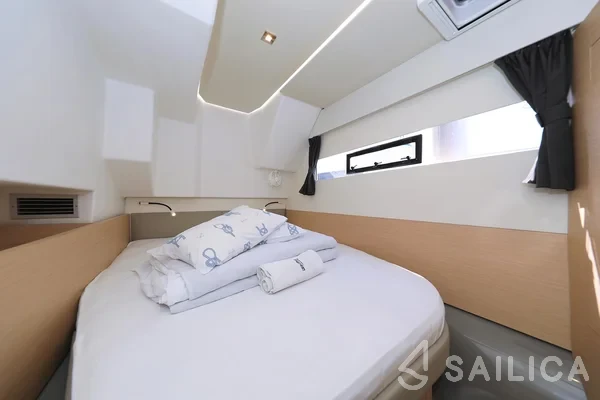MY 37 - Yacht Charter Sailica