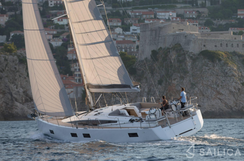 Jeanneau 54 - Yacht Charter Sailica