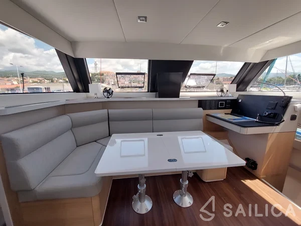 Aventura 34 - Yacht Charter Sailica