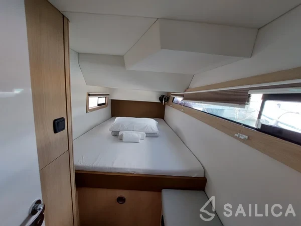 Aventura 34 - Yacht Charter Sailica