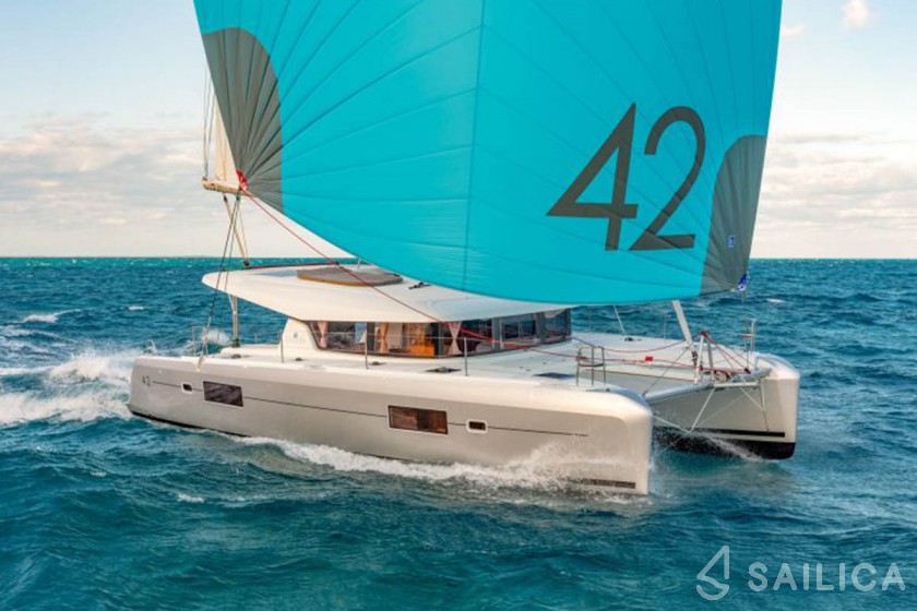Lagoon 42 - Yacht Charter Sailica