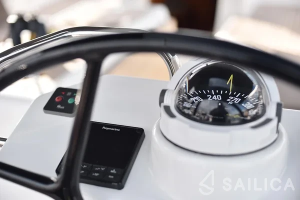 Jeanneau 54 - Yacht Charter Sailica