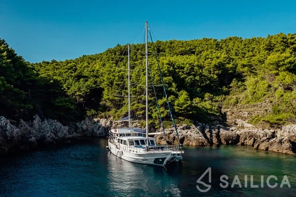 Gulet - Yacht Charter Sailica