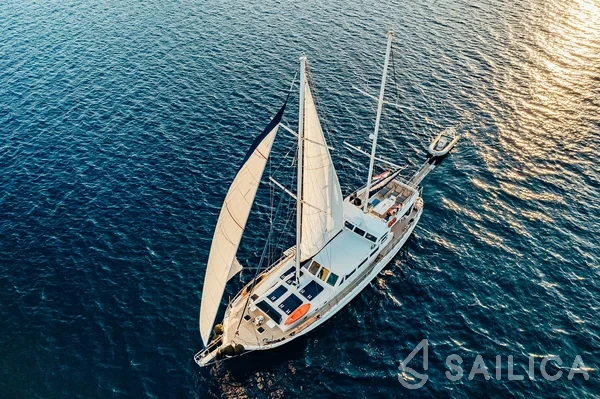 Gulet - Yacht Charter Sailica