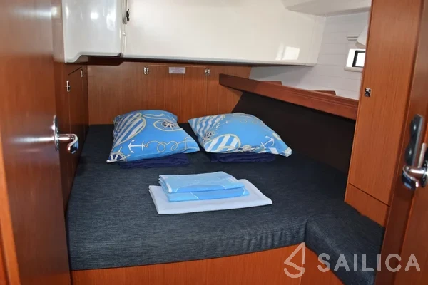 Bavaria 46 Cruiser - Yacht Charter Sailica