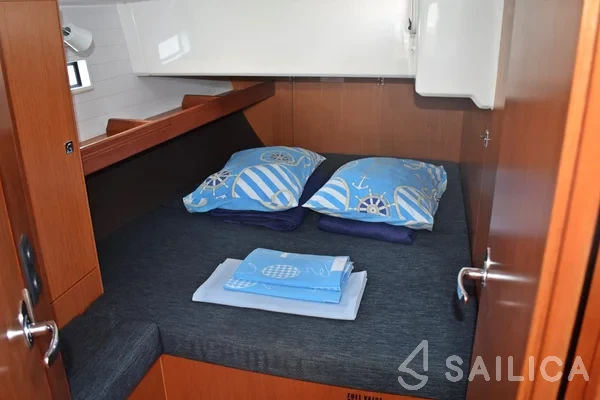 Bavaria 46 Cruiser - Yacht Charter Sailica