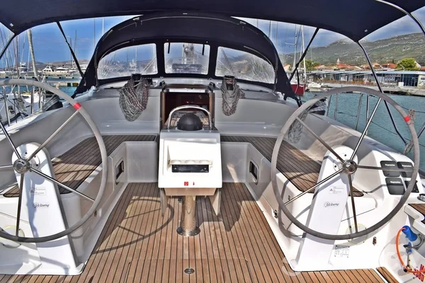 Bavaria 46 Cruiser - Yacht Charter Sailica