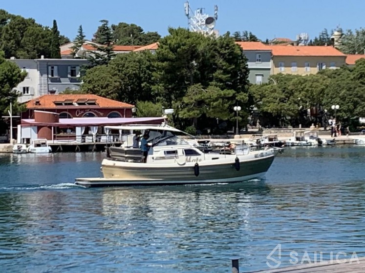 Sasanka 970 - Yacht Charter Sailica