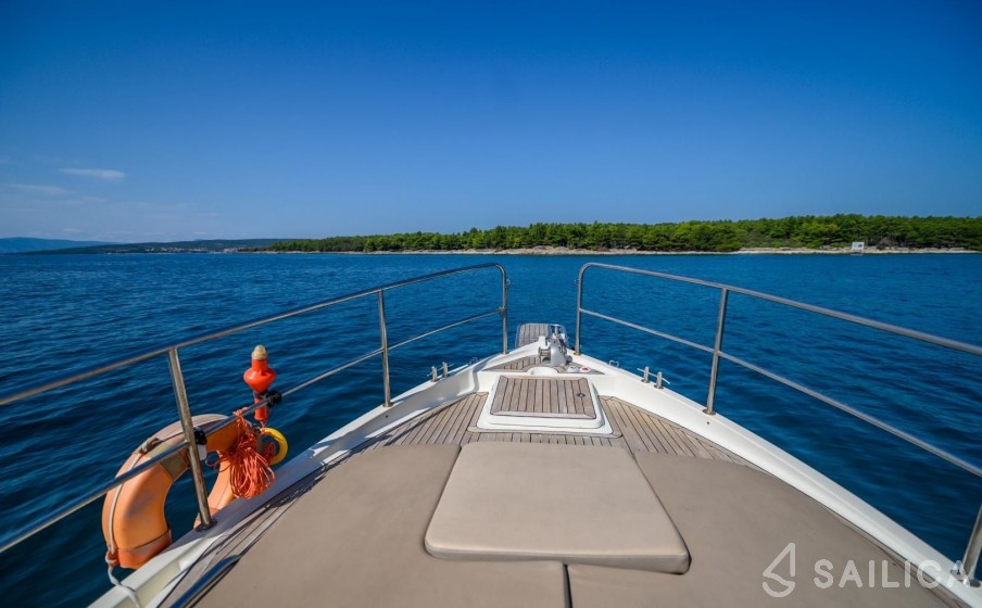 Sasanka 970 - Yacht Charter Sailica