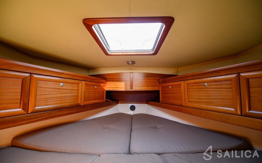Sasanka 970 - Yacht Charter Sailica
