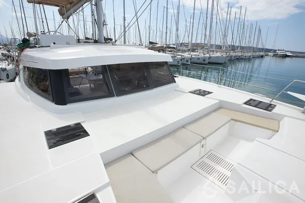 Bali Catspace - Yacht Charter Sailica