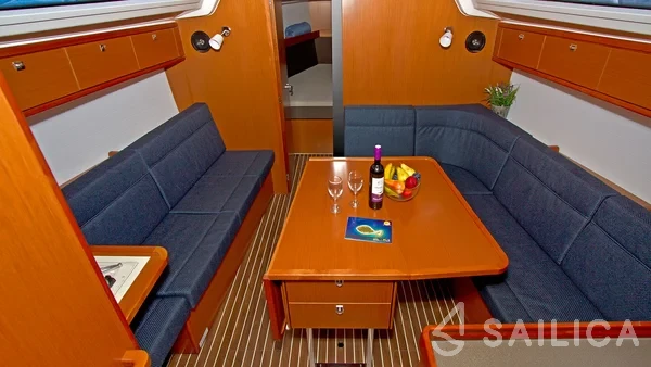 Bavaria 37 Cruiser - Yacht Charter Sailica