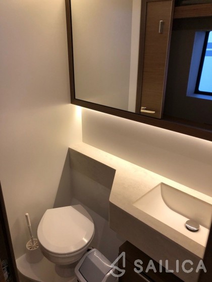 Lagoon 50 - 6 + 2 cab. - Yacht Charter Sailica