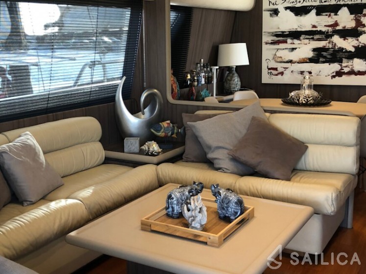 Alalunga 70 - Yacht Charter Sailica