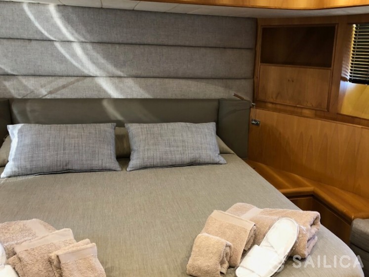 Alalunga 70 - Yacht Charter Sailica