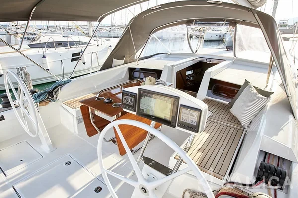Oceanis 46.1 - Yacht Charter Sailica