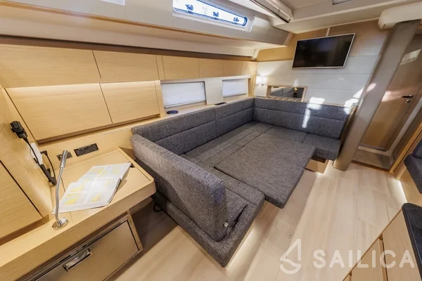 Hanse 588 - Yacht Charter Sailica
