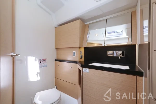 Hanse 460 - Yacht Charter Sailica