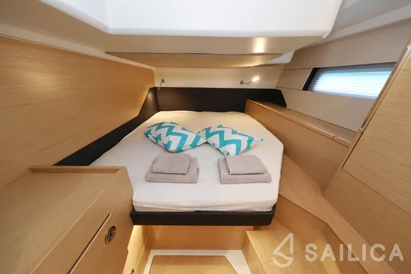 Hanse 460 - Yacht Charter Sailica