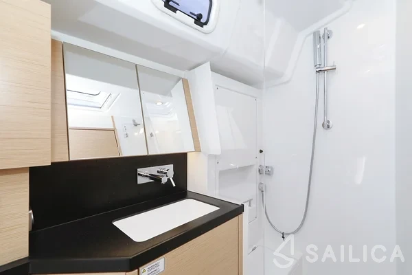 Hanse 460 - Yacht Charter Sailica