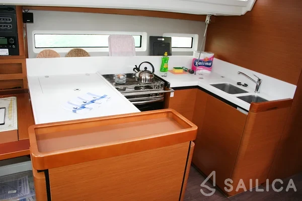 Sun Odyssey 440 - Yacht Charter Sailica
