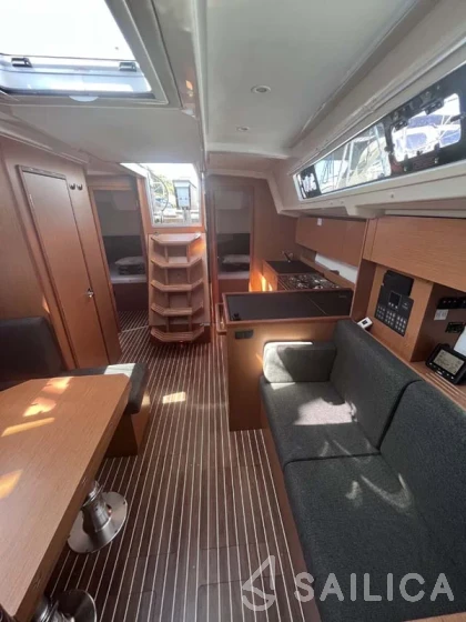 Bavaria C38 - Yacht Charter Sailica