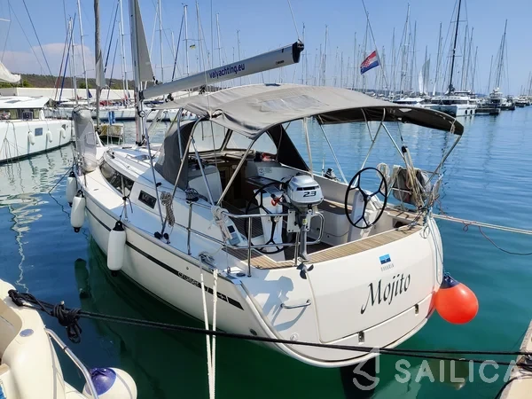 Bavaria 37 Cruiser - Yacht Charter Sailica