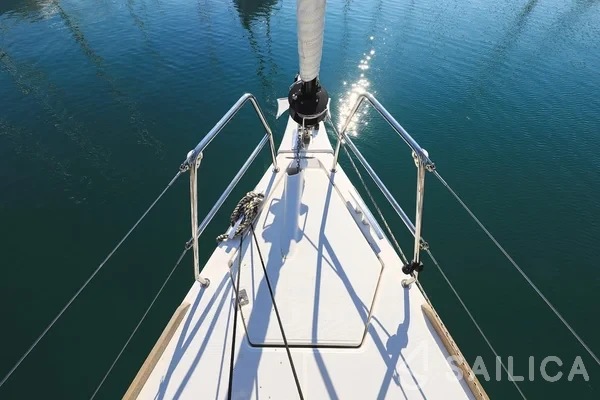 Dufour 412 GL - Yacht Charter Sailica