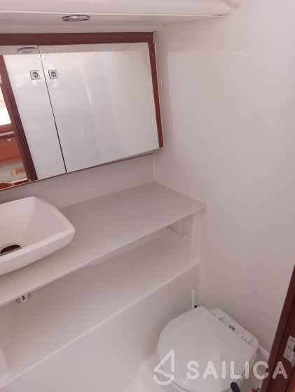 Dufour 412 GL - Yacht Charter Sailica
