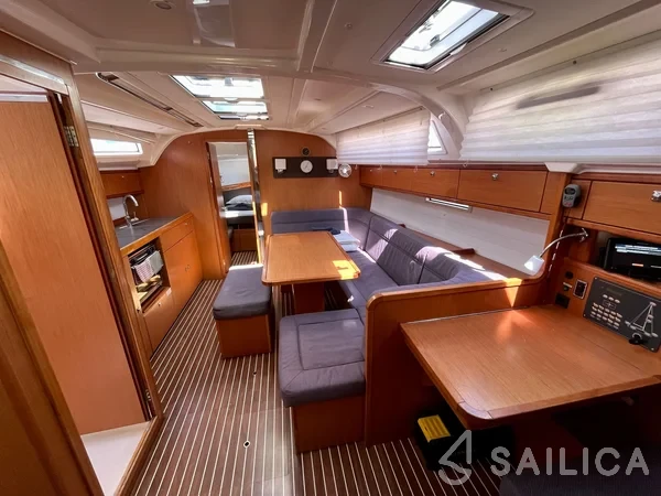 Bavaria 41 Cruiser - Yacht Charter Sailica