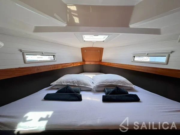 Bavaria 41 Cruiser - Yacht Charter Sailica