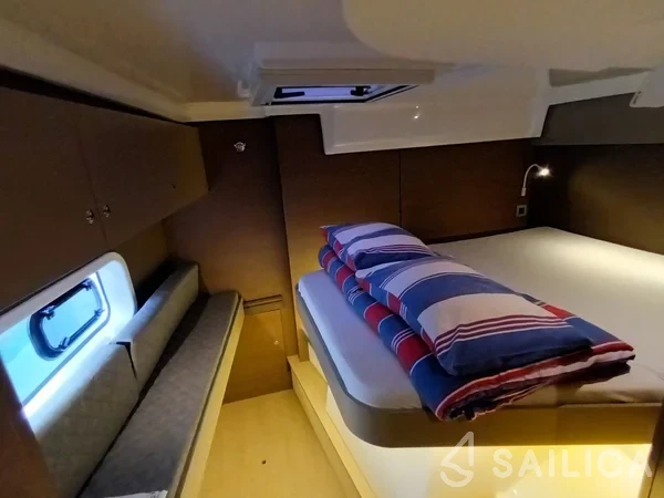 Bali Catspace - Yacht Charter Sailica