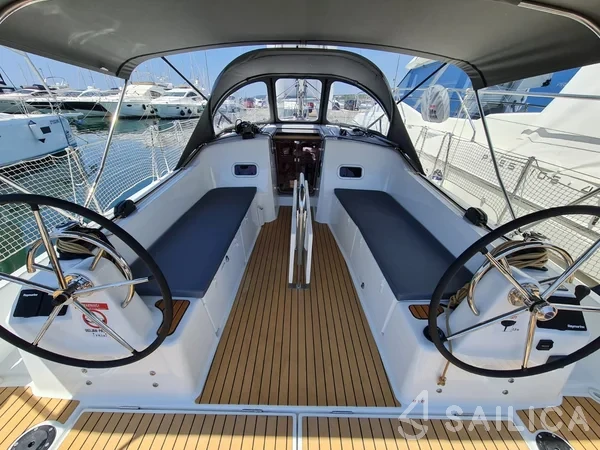 Sun Odyssey 380 - Yacht Charter Sailica