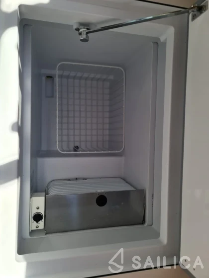 Sun Odyssey 380 - Yacht Charter Sailica