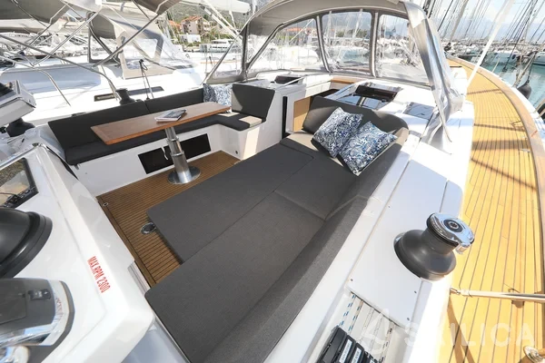 Hanse 588 - Yacht Charter Sailica
