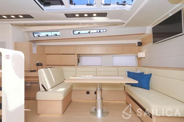 Hanse 588 - Yacht Charter Sailica