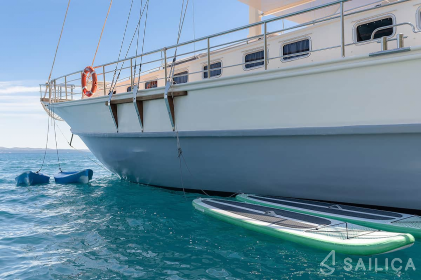 Gulet - Yacht Charter Sailica
