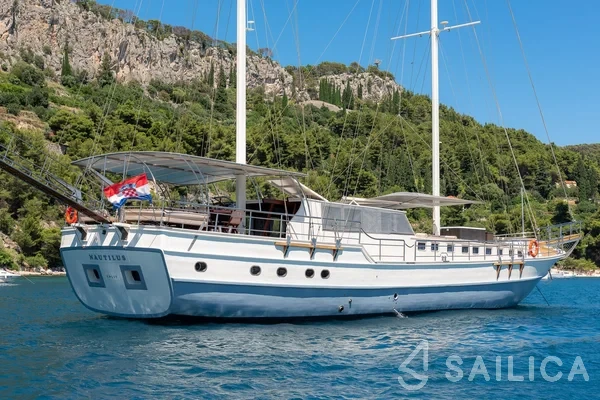 Gulet - Yacht Charter Sailica
