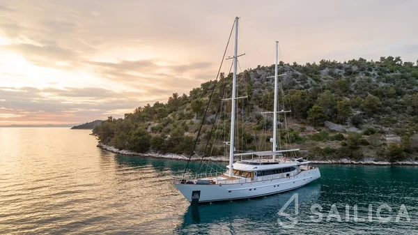 Gulet - Yacht Charter Sailica