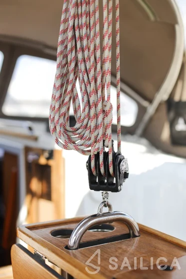 Bavaria 33 Cruiser - Yacht Charter Sailica
