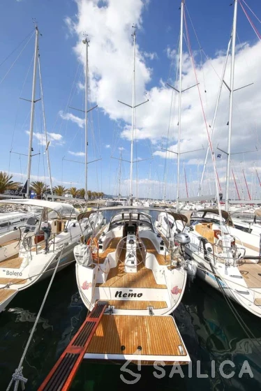 Bavaria 33 Cruiser - Yacht Charter Sailica