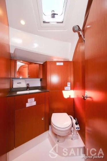 Bavaria Cruiser 41S - Yacht Charter Sailica