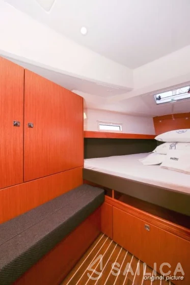 Bavaria Cruiser 41S - Yacht Charter Sailica