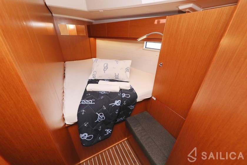 Bavaria 46 Cruiser - Yacht Charter Sailica