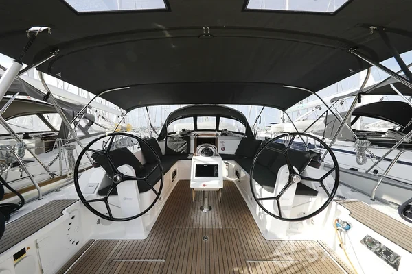 Bavaria 46 Cruiser - Yacht Charter Sailica