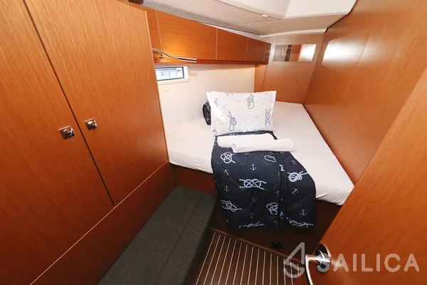 Bavaria 46 Cruiser - Yacht Charter Sailica
