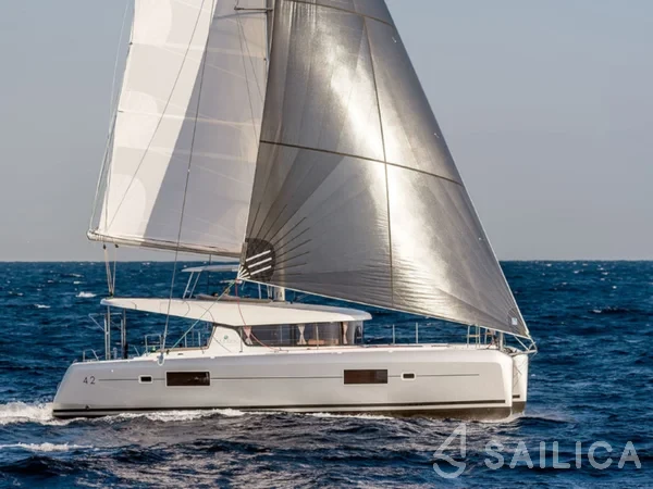 Lagoon 42 - Yacht Charter Sailica