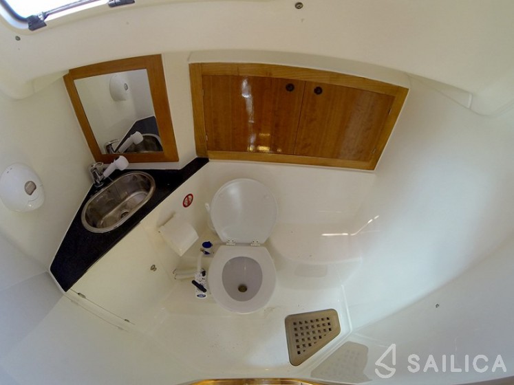 Salona 45 - Yacht Charter Sailica